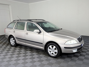 Skoda Octavia Comfortline ATM 1.9 TDI 77kW (1 foto / 8)