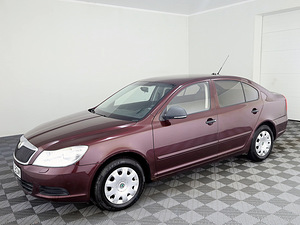 Skoda Octavia Comfortline Facelift 1.2 77kW (2 foto / 8)