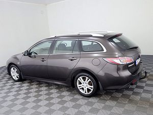 Mazda 6 Elegance Facelift ATM 2.0 114kW (4 фото из 7)