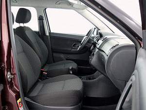 Skoda Fabia Comfortline Facelift 1.2 51kW (6 фото из 8)