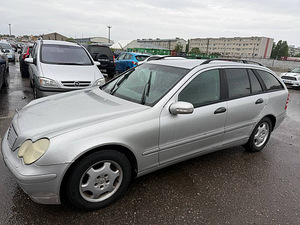 Mercedes-Benz C 180 Classic ATM 1.8 105kW (2 фото из 7)