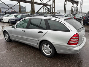 Mercedes-Benz C 180 Classic ATM 1.8 105kW (4 фото из 7)