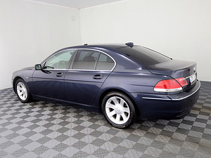 BMW 730 Executive Facelift 3.0 D 155kW (4 foto / 8)