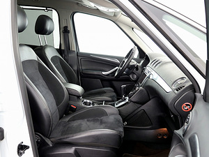 Ford S-MAX Titanium X Facelift ATM 2.0 TDCi 120kW (6 foto / 8)