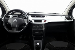 Citroen C3 Elegance 1.1 44kW (5 foto / 7)