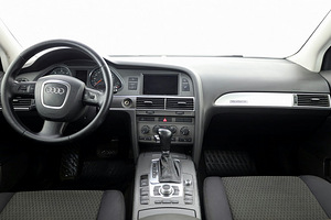Audi A6 Comfortline Quattro ATM 3.0 TDI 165kW (5 foto / 7)