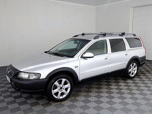 Volvo XC70 Summum AWD ATM 2.4 D5 120kW (2 foto / 7)