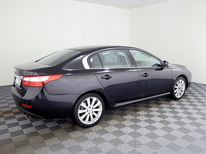 Renault Latitude Initiale Paris ATM 2.0 dCi 127kW (3 foto / 9)