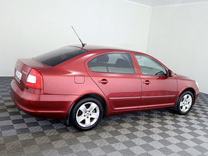 Skoda Octavia Comfortline Facelift 1.4 90kW (3 foto / 9)