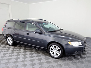 Volvo V70 Summum ATM 2.4 D5 129kW (1 foto / 8)