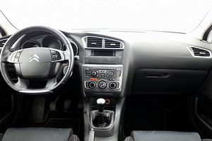 Citroen C4 Facelift 1.6 HDi 68kW (5 фото из 8)