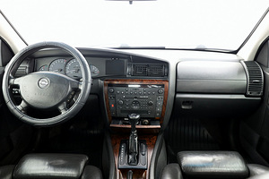 Opel Omega Sport Edition 3.0 155kW (5 фото из 8)