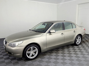 BMW 525 xDrive Executive ATM 2.5 160kW (2 фото из 7)