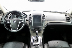 Opel Insignia Cosmo ATM 2.0 CDTi 96kW (5 фото из 7)