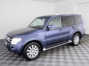 Mitsubishi Pajero Luxury ATM 3.2 DI-D 125kW (2 фото из 8)