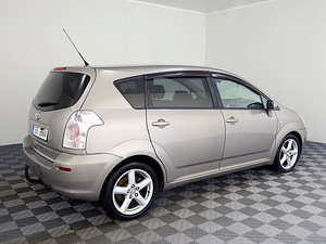 Toyota Corolla Verso Linea Sol 2.2 D-CAT 130kW (3 foto / 7)