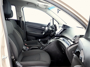Chevrolet Orlando Comfort 2.0 CRD 96kW (6 foto / 8)