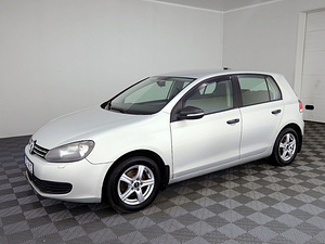 Volkswagen Golf Comfortline 1.6 75kW (2 foto / 7)