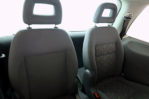 Volkswagen Sharan Comfortline Facelift ATM 1.9 TDI 85kW (8 foto / 8)