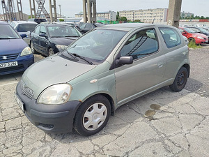 Toyota Yaris Facelift 1.3 64kW (2 foto / 7)