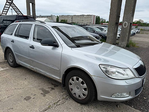 Skoda Octavia Comfortline Facelift 1.4 90kW (1 foto / 7)