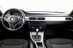 BMW 318 Business Facelift ATM 2.0 95kW (5 foto / 7)