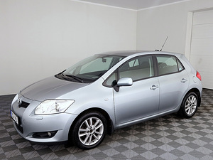Toyota Auris Linea Sol ATM 1.6 91kW (2 foto / 8)