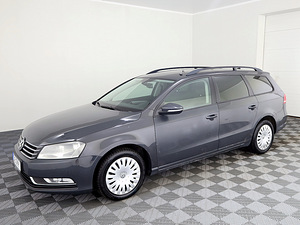 Volkswagen Passat Comfortline ATM 2.0 TDI 103kW (2 foto / 7)