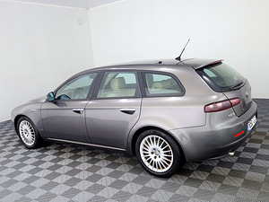Alfa Romeo 159 Luxury 2.4 JTD 147kW (4 foto / 7)
