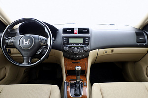 Honda Accord Facelift ATM 2.4 140kW (5 foto / 7)