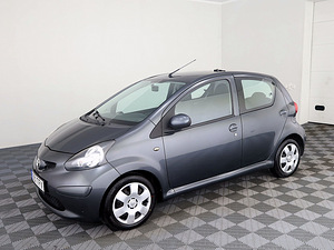 Toyota Aygo Linea Sol A-C 1.0 50kW (2 foto / 8)