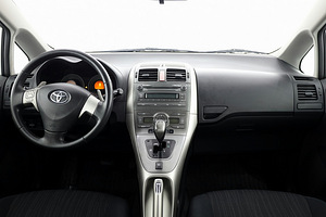 Toyota Auris Linea Sol ATM 1.6 91kW (5 foto / 8)