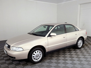 Audi A4 Comfortline Facelift 1.6 74kW (2 foto / 7)