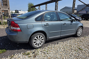Volvo S40 Comfort ATM 2.4 103kW (3 foto / 6)