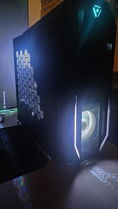 Acer Predator arvuti (2 foto / 8)