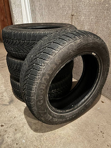 Goodyear UltraGrip Ice 2 (205/60 R16) (2 foto / 3)
