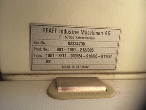 Вязальные машины Brother, швейная машина Pfaff, оверлок, шерсть (6 фото из 10)