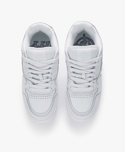 Vicinity akimbo lows triple white (1 foto / 8)