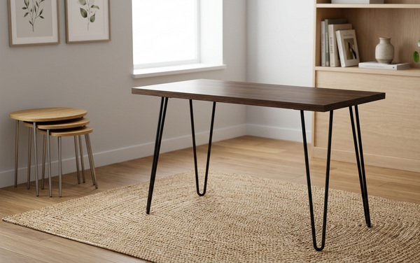 Lauaarvuti laud loft-stiilis