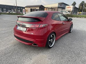 M: Honda civic type-r (1 foto / 11)