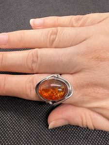 Серебряное кольцо (5 фото из 9)