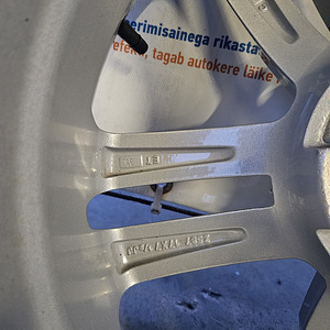 Veljed 17 +Talve rehv 215/55/ r17 112/5 audi,BMW (3 foto / 6)