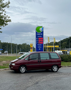Peugeot 806 1.9 TD manual 1996 (1 foto / 12)