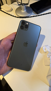 iPhone 11 Pro Max 256GB – аккумулятор 92% + оригинальный сил (3 фото из 5)