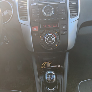 Kia venga 2010 1.4 66kw diisel Tallin (7 foto / 11)