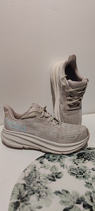 Hoka (2 foto / 9)