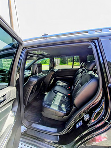 Mercedes-Benz GL 350 (10 foto / 14)