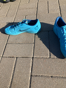 Jalgpalli tossud, nike, eur 42 (3 foto / 4)