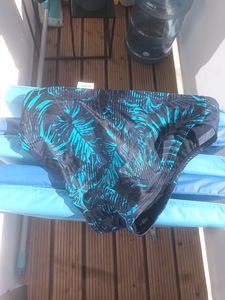 Joss peldbikses zēniem. 152Cm. Jaunas no sportland. Uz 11-12 (2 foto no 4)