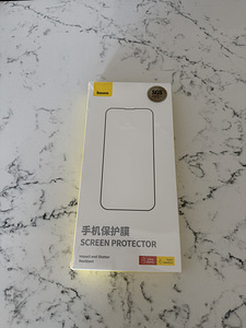 Защитное стекло на экран iPhone 13 Pro Max (1 фото из 2)